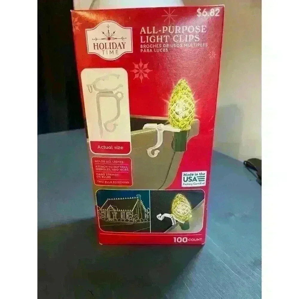 Holiday Time All- Purpose Light Clips 100 count